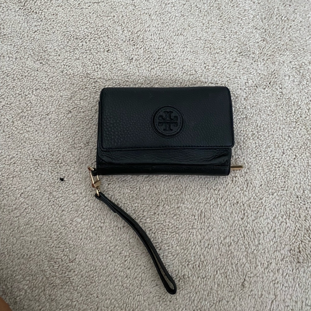 Tory Burch Black Leather Wristlet Wallet